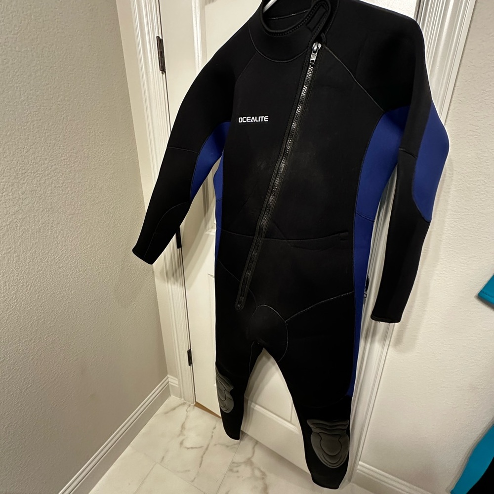 Ocealite cold water Full Body Wetsuit - Black & Royal Blue